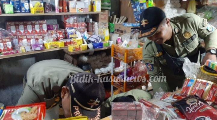 Gempur Rokok Ilegal, Bea Cukai Kudus dan Pemkab Jepara Perkuat Edukasi Lewat Operasi Pasar