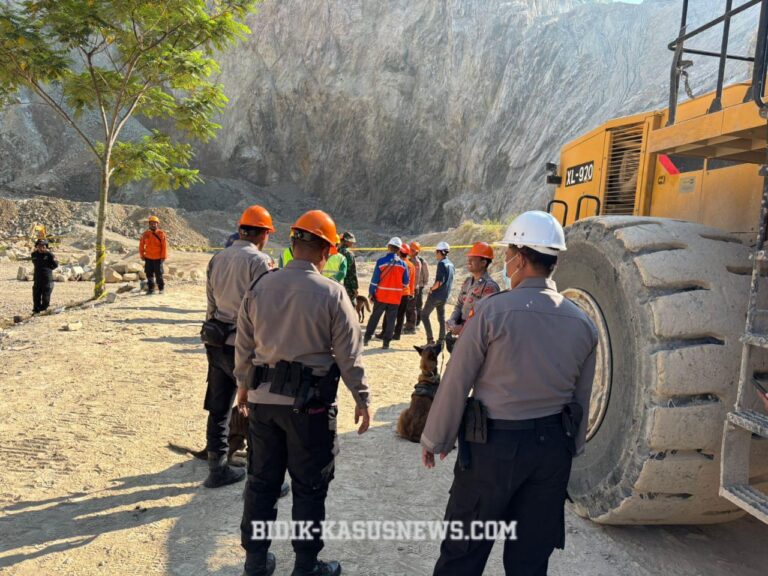 Hari Keenam, Tim K-9 Endus Empat Titik Korban Longsor Gunung Kuda Cipanas
