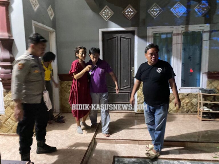 Polisi Sigap Evakuasi Ibu Pendarahan Tengah Malam ke RSUD Waled: Respon Cepat 110 Polsek Pabuaran
