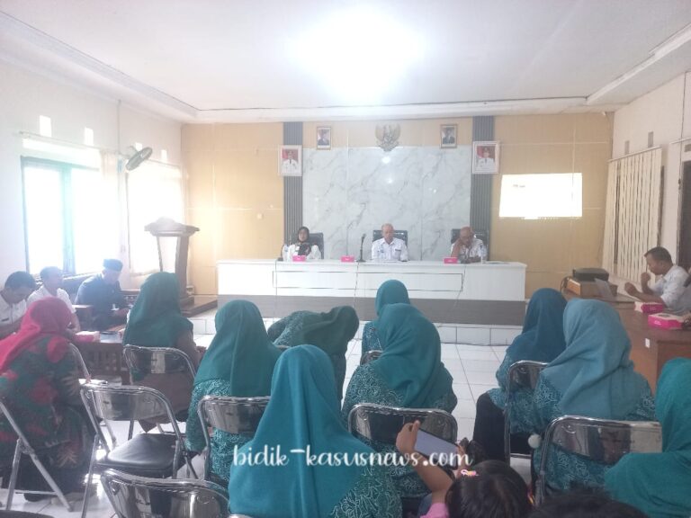 Camat Jampangkulon Hadiri Rapat Koordinasi TPPS Tahun 2025
