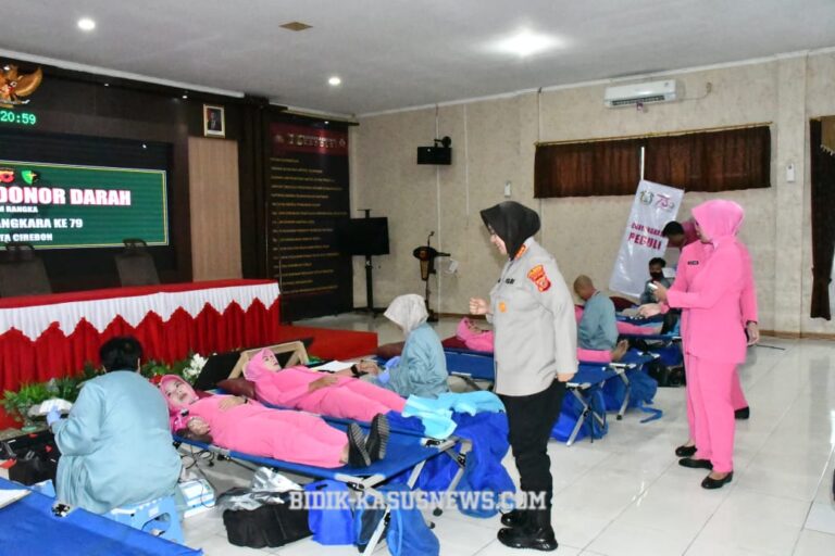 Polresta Cirebon Gelar Bakti Kesehatan Donor Darah Dalam Rangka Hari Bhayangkara ke-79