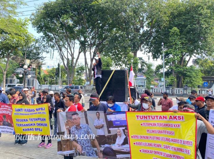 Aksi Damai Anti Korupsi di Balai Kota Semarang Berjalan Tertib, Polisi Kawal dengan Pendekatan Persuasif
