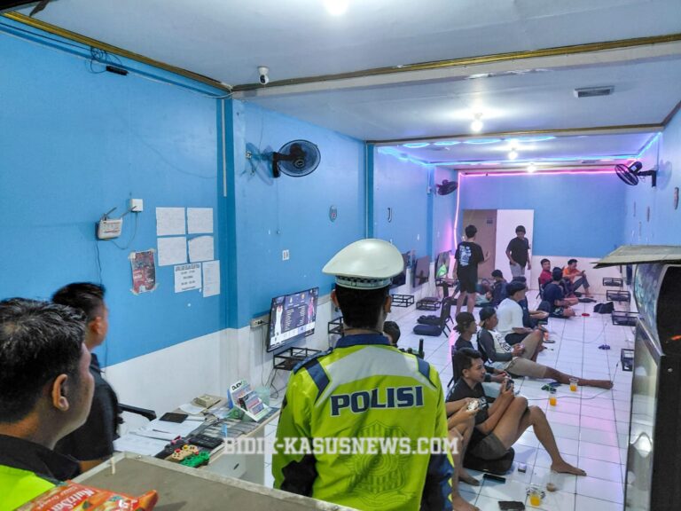 Polresta Cirebon Gencarkan Patroli Malam, Sosialisasikan Penerapan Jam Malam bagi Pelajar