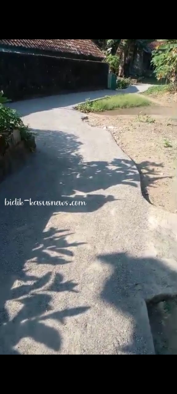 Pengaspalan Jalan Gang di Bandorasa Kulon Diduga Asal Jadi, Warga Keluhkan Banyak yang Coplok