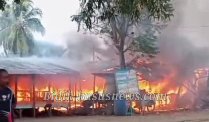 Warung di Pesisir Palangpang Diamuk Si Jago Merah, Korban Telan Kerugian Hingga Rp70 Juta
