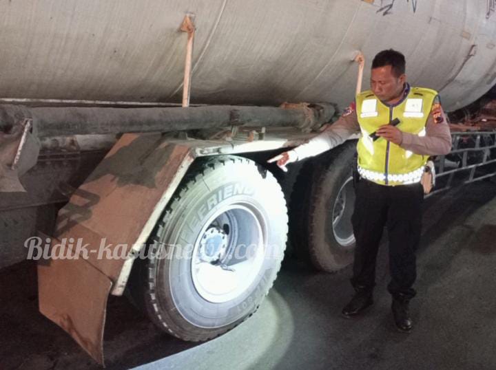 Tragis! Pengendara Scoopy Tewas Terlindas Truk di Jalan Jepara–Bangsri