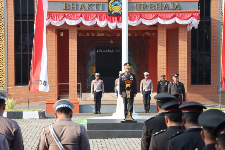 Polresta Pati Gelar Upacara Bendera HUT ke-80 RI Berlangsung Khidmat