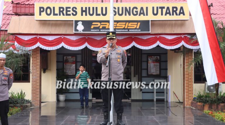 Polres HSU Gelar Apel Kesiapan Jelang Tabliqh Akbar dan Amuntai Bershalawat Bersama Habib Syech