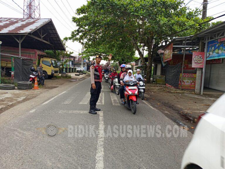 Cegah Tawuran dan Balap Liar, Polsek Banjang Perketat Patroli Pagi di Lingkungan Sekolah