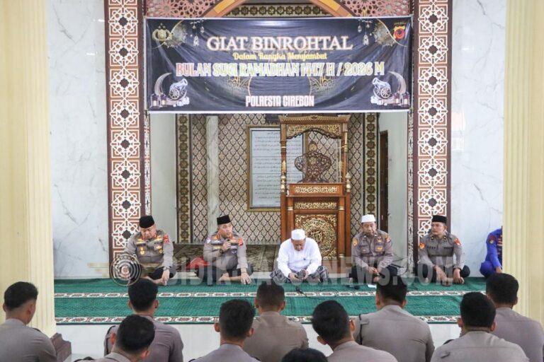 Sambut Ramadhan 1447 H, Polresta Cirebon Gelar BINROHTAL Perkuat Mental dan Spiritualitas Personel