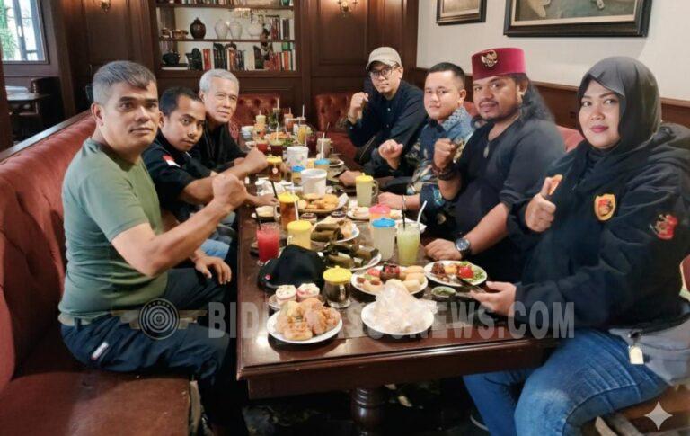 FRN Counter Polri Jabar Menggelar Buka Puasa Bersama