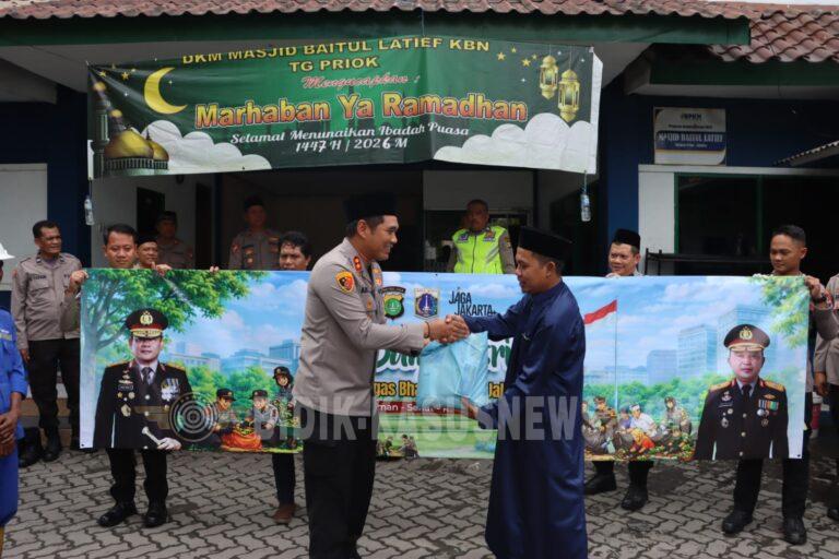 Satgas Bang Jasri Polres Priok, Gelar Kerja Bakti di Masjid Baitul Latief Pererat Sinergi Ramadhan 1447 H