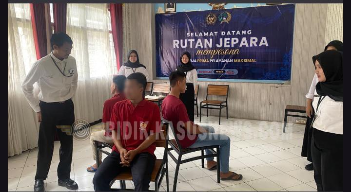 Metode Three Chairs Bantu Warga Binaan Rutan Jepara Kenali Diri dan Arah Hidup