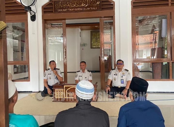 Ciptakan Suasana Pembinaan yang Humanis, Pejabat Rutan Jepara Sapa dan Beri Arahan kepada Warga Binaan