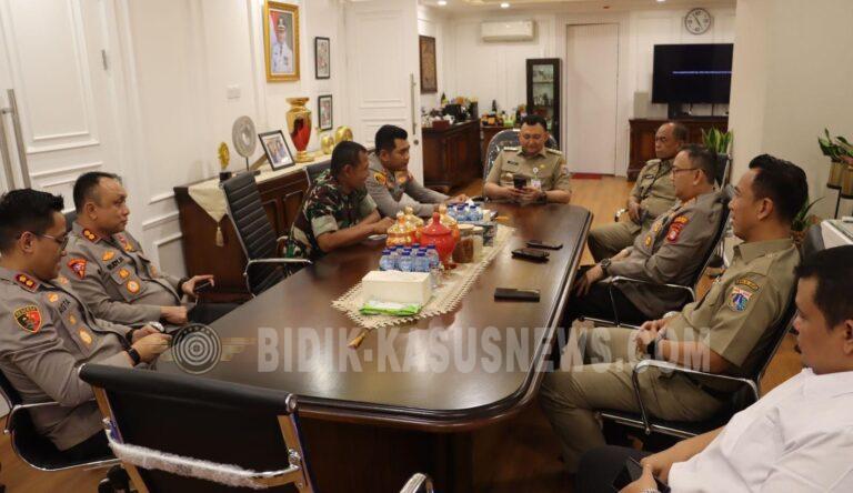 Kapolres Priok Hadiri Rapat Forkopimko Jakarta Utara, Bahas Koordinasi, Perkuat Sinergi Pengamanan Ramadhan & Antisipasi Gangguan Kamtibmas