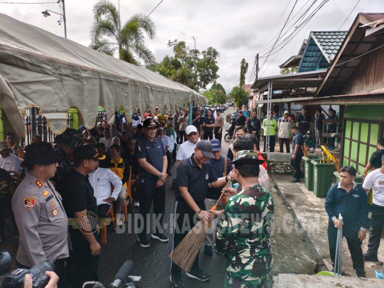 Kapolres HSU Hadiri Gerakan ASRI Bersama Forkopimda dan Warga Bersatu Bersihkan Lingkungan