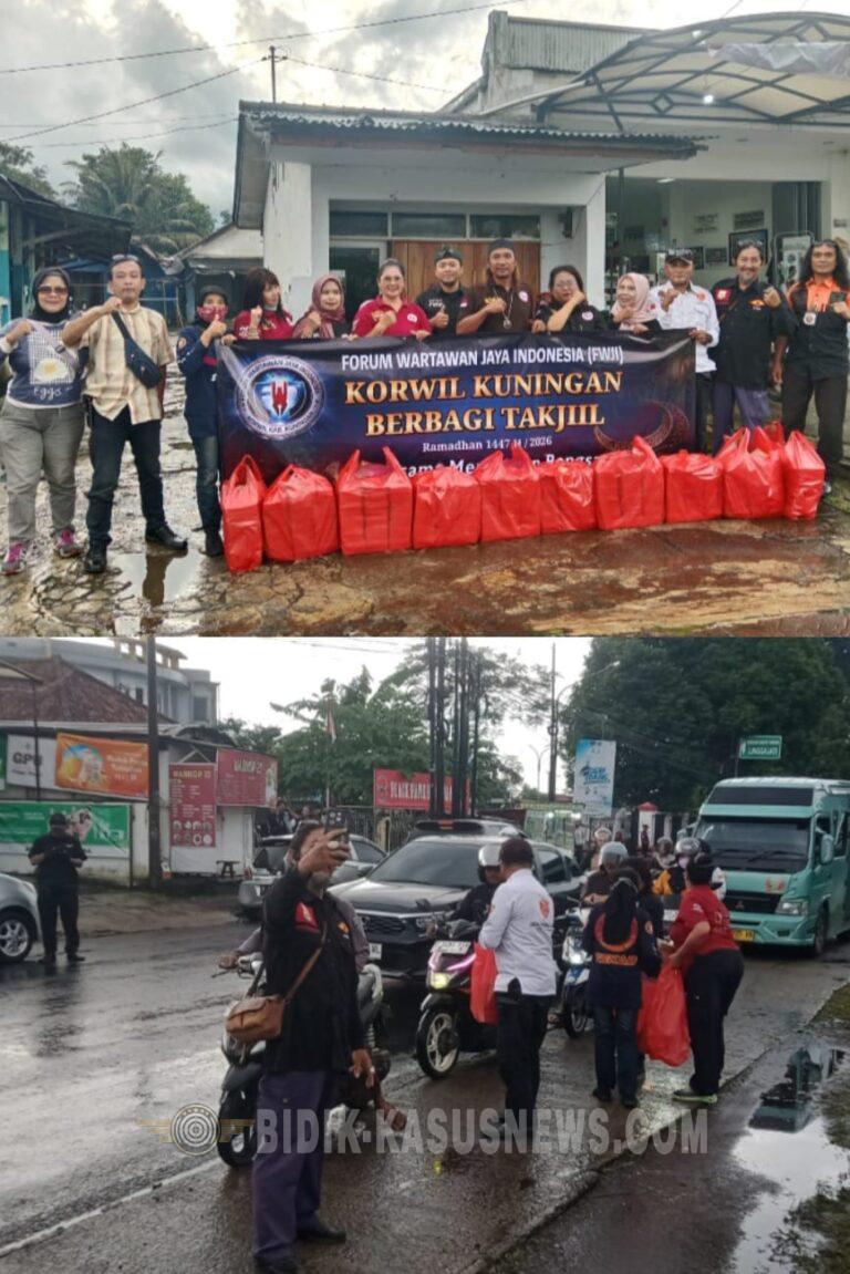 Wujud Kepedulian di Bulan Suci Ramadhan,FWJI Korwil Kuningan Bagikan 500 Paket Takjil di Cilimus