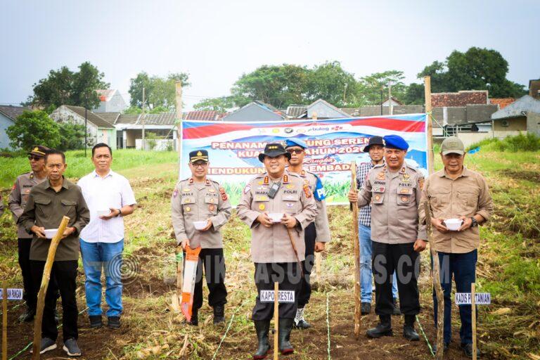 Polresta Cirebon Tanam Jagung Serentak Dukung Program Swasembada Pangan Nasional