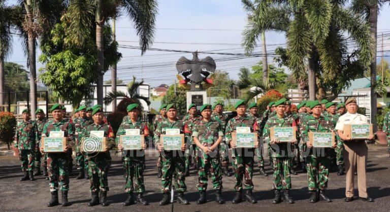 Jelang Idul Fitri 1447 H, Dandim 0410/KBL Pimpin Pembagian Bingkisan Lebaran untuk Prajurit dan PNS