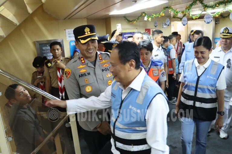 Pelayanan dan Pengamanan, Wamen PAN-RB dan Wamenhub, Tinjau Kapal KM Labobar Jelang Arus Mudik Lebaran 2026