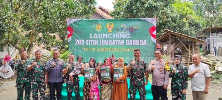 Dandim 0614/Kota Cirebon Dampingi Danrem 063/SGJ Resmikan Jembatan Perintis Garuda Sumurwuni