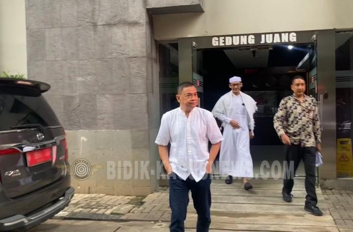 67 Tahanan Muslim KPK Ikuti Salat Id, Ada Yaqut Cholil Qoumas