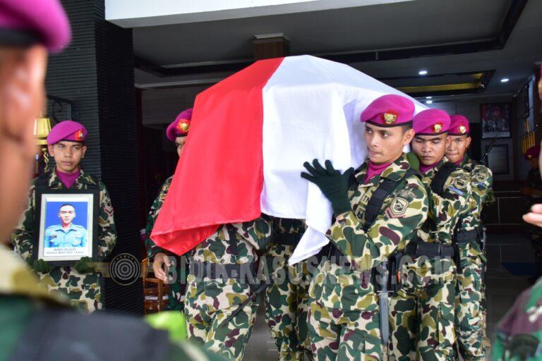 UPACARA PERSEMAYAMAN DAN PELEPASAN JENAZAH PRATU MARINIR ANUMERTA ANDI SUVIO