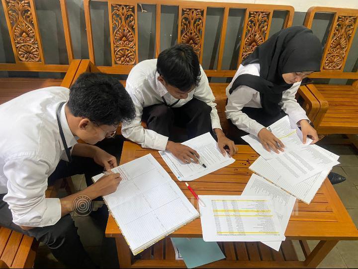 Optimalisasi Administrasi, Peserta Magang Rutan Jepara Perbarui Data Ekspirasi Narapidana