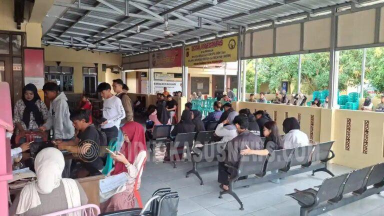 Layanan SKCK Polres Majalengka Diserbu Pemohon usai Libur Lebaran, Warga Antre sejak Pagi