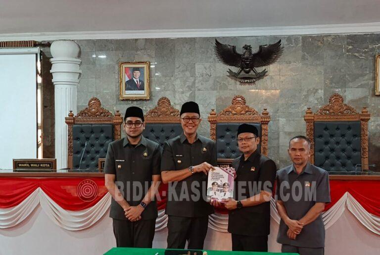 Paripurna DPRD Kota Sukabumi Setujui Raperda Peternakan, Bahas LKPJ 2025, PD Waluya dan Perlindungan Guru
