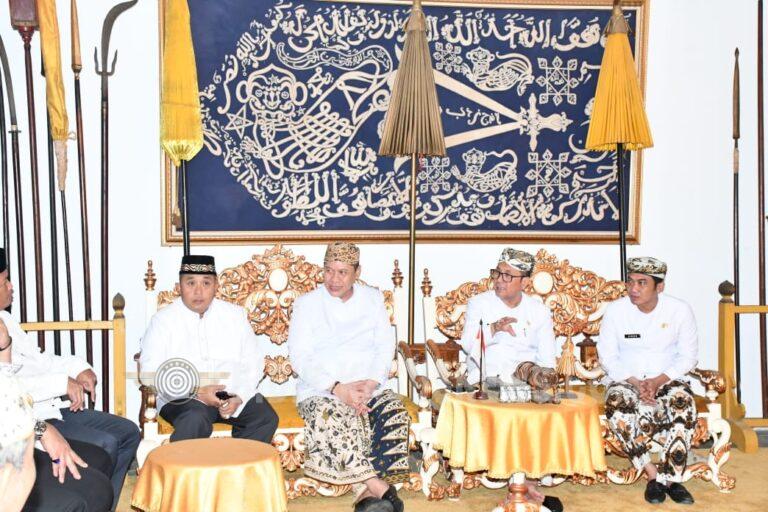 Kapolresta Cirebon Ikuti Napak Tilas Hari Jadi ke-544, Teguhkan Sinergi dan Pelestarian Sejarah