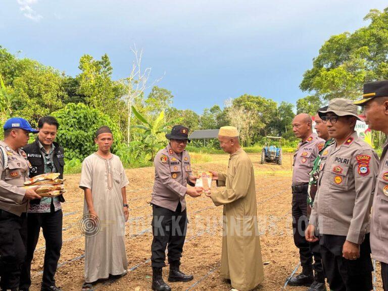 Polres HSU Bersama Ponpes Darussalam Tanam Jagung 1 Hektare, Perkuat Ketahanan Pangan Santri