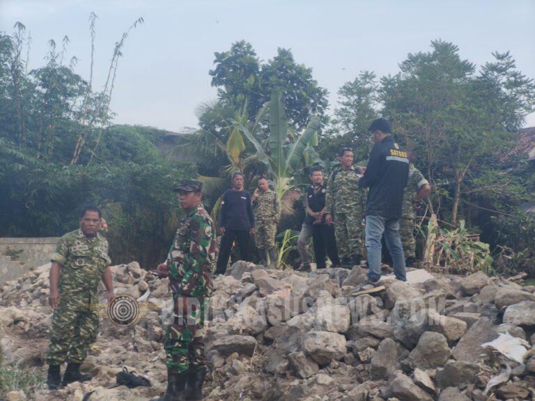 Babinsa Dampingi Dandim Tinjau Lokasi Banjir, Data Kerusakan Dipercepat