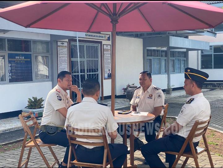 Taman Jadi Ruang Strategi: Karutan Jepara Bahas Daduk ZI, Ketahanan Pangan, Hingga Evaluasi Kinerja