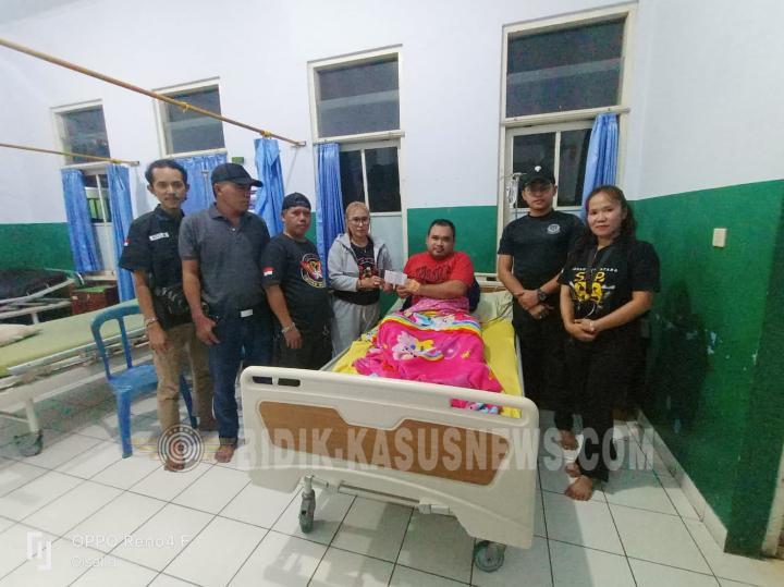 Solidaritas Squad Nusantara Macan Kumbang Bangsri, Jenguk Anggota yang Sakit