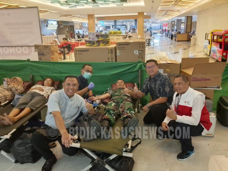 Dandim 0410/KBL Tinjau Langsung Dan Ikuti Donor Darah HUT Chandra Mall, Apresiasi Peran Babinsa
