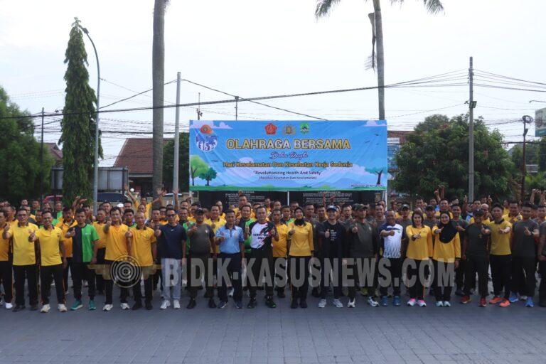 Olahraga Bersama Peringati Hari K3 Sedunia, Dandim Majalengka Tekankan Sinergi TNI-Polri