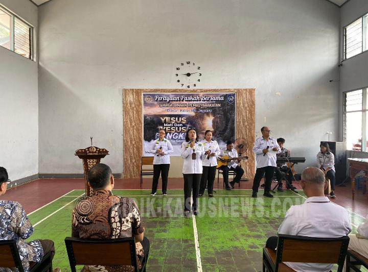 Penuh Khidmat, Warga Binaan Rutan Jepara Rayakan Paskah Bersama