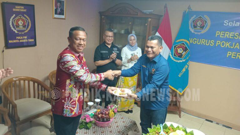 Munjirin Kukuhkan Pengurus PWI Pokja Jaktim 2024–2029, Tekankan Etika Jurnalistik