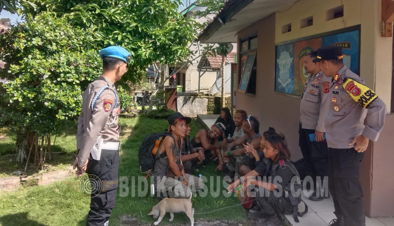 Polsek Jampangkulon Bina Sembilan Anak Punk dengan Pendekatan Humanis