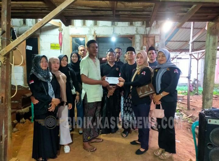 Srikandi Squad Nusantara Jepara Gelar Bakti Sosial dan Takziah di Tahunan