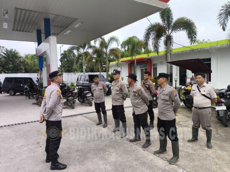 Monitoring SPBU Panyiuran, Polsek Amuntai Selatan Pastikan Distribusi BBM di Hulu Sungai Utara Tetap Lancar dan Kondusif