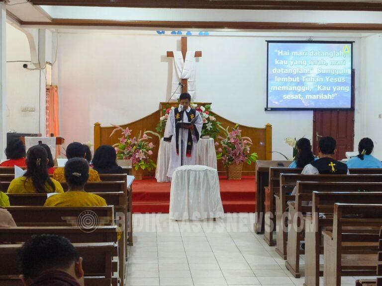 Satu Babinsa, Seribu Rasa Aman: Kopka Ferdi Kawal Ibadah Kenaikan Yesus Kristus di GKPA Bandar Lampung