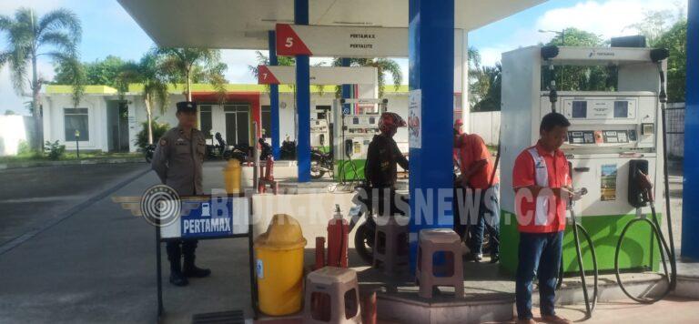 Polsek Amuntai Selatan Monitor Distribusi BBM di SPBU Panyiuran, Stok Pertamax dan Pertamax Turbo Dipastikan Aman