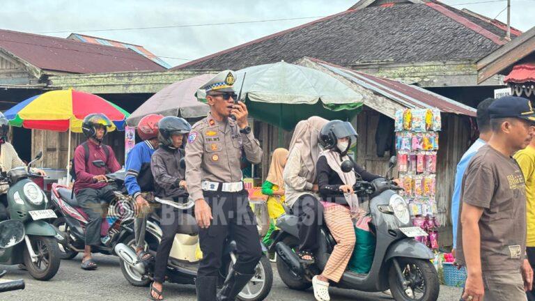 Sat Lantas Polres HSU Kawal Jalan Santai dan Senam Bersama Bupati, Arus Lalu Lintas Tetap Lancar