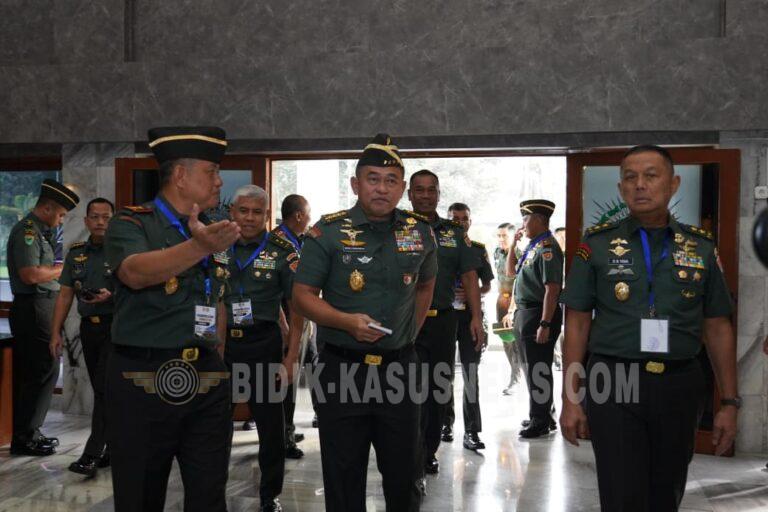 Kasad Hadiri Taklimat Presiden RI kepada 1.095 Pasis TNI-Polri di Seskoad