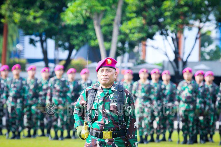Kadissenlek Kormar Pimpin Upacara Bendera di Mako Kormar, Tekankan Disiplin dan Jiwa Pengabdian Prajurit