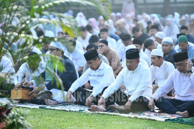 Danpusterad Sholat Idul Adha 1447 H Bersama Keluarga Besar Pusterad dan Masyarakat