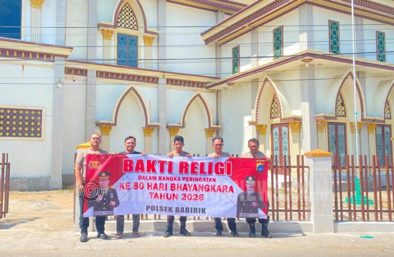 Sambut Hari Bhayangkara ke-80, Polsek Babirik Gelar Bakti Religi di Masjid dan Makam Tokoh Pendiri HSU