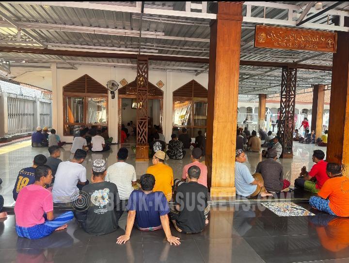 Tak Ada Jeruji bagi Doa dan Harapan: Warga Binaan Rutan Jepara Tutup Akhir Tahun dan Buka Awal Tahun dengan Doa Bersama